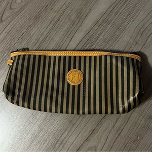 Fendi make-up bag🖤
